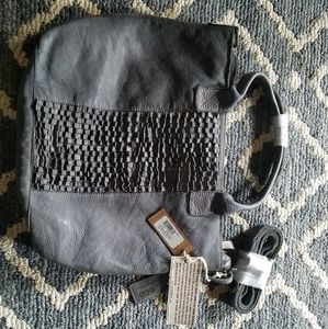 Old Trend Grass Blade Purse